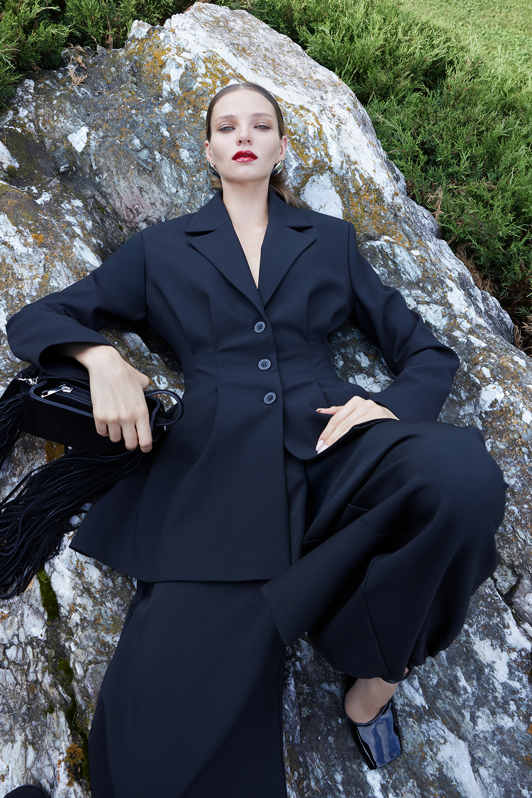 YouWanna - Lookbook Fall/25 Collection