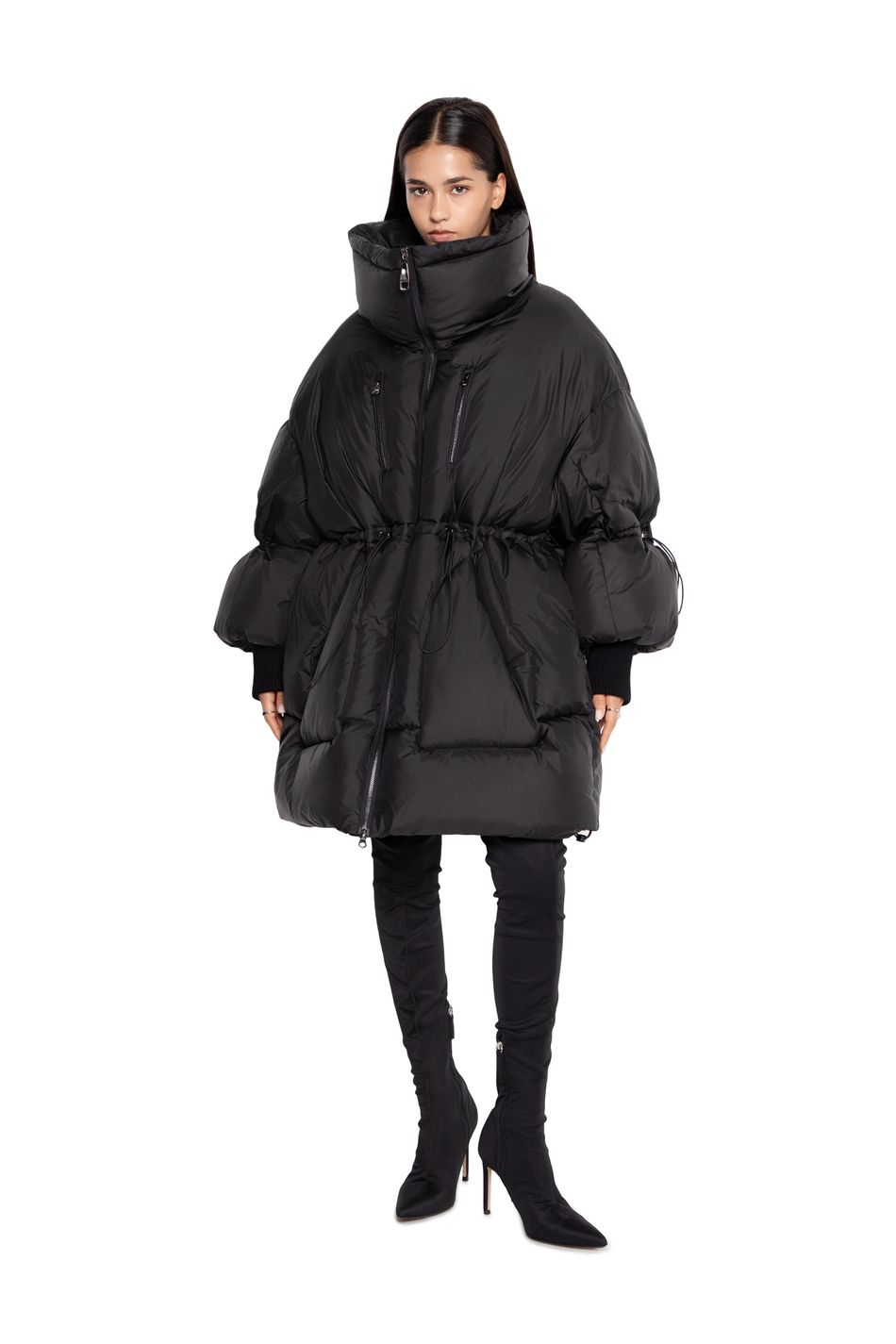Пуховик oversize  на кулиске; цвет: Черный