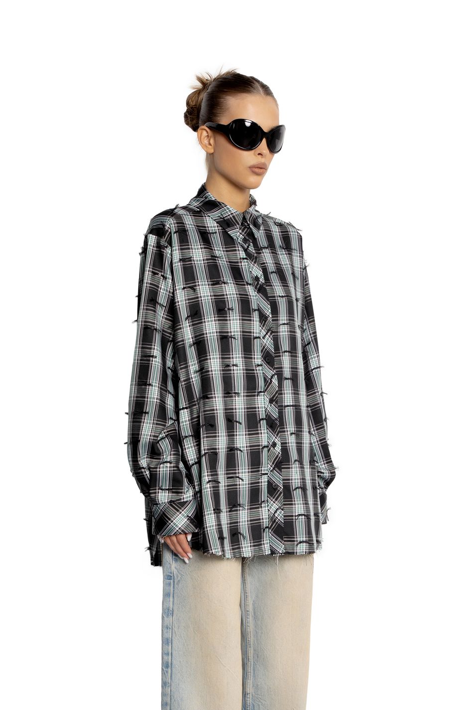 Oversize рубашка в клетку с необработанным краем; цвет: Зеленый