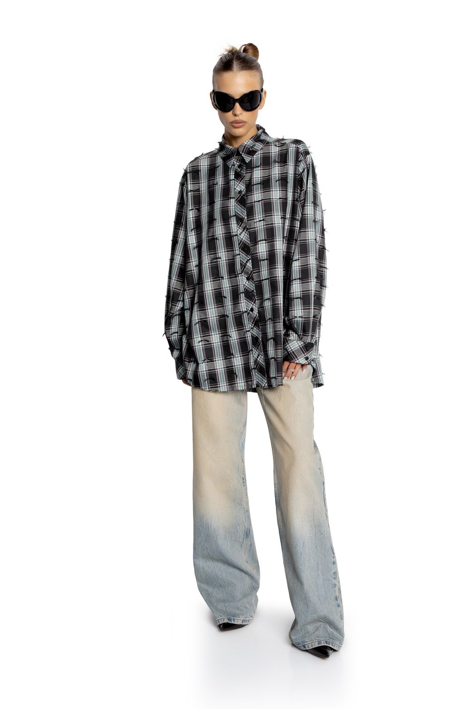 Oversize рубашка в клетку с необработанным краем; цвет: Зеленый
