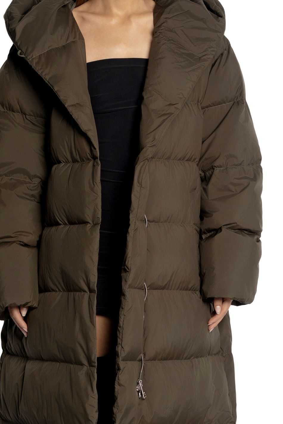 Oversize пуховик с капюшоном длины макси; цвет: Хаки