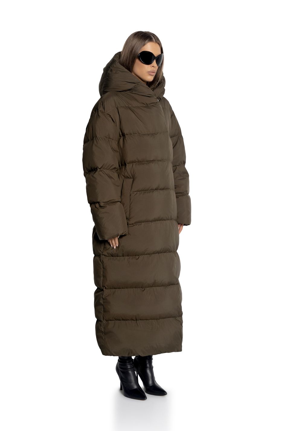 Oversize пуховик с капюшоном длины макси; цвет: Хаки