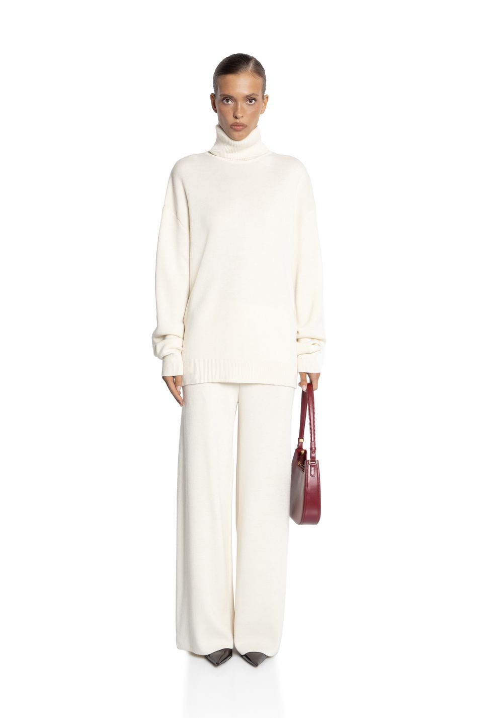 Свитер oversize; цвет: Молочный
